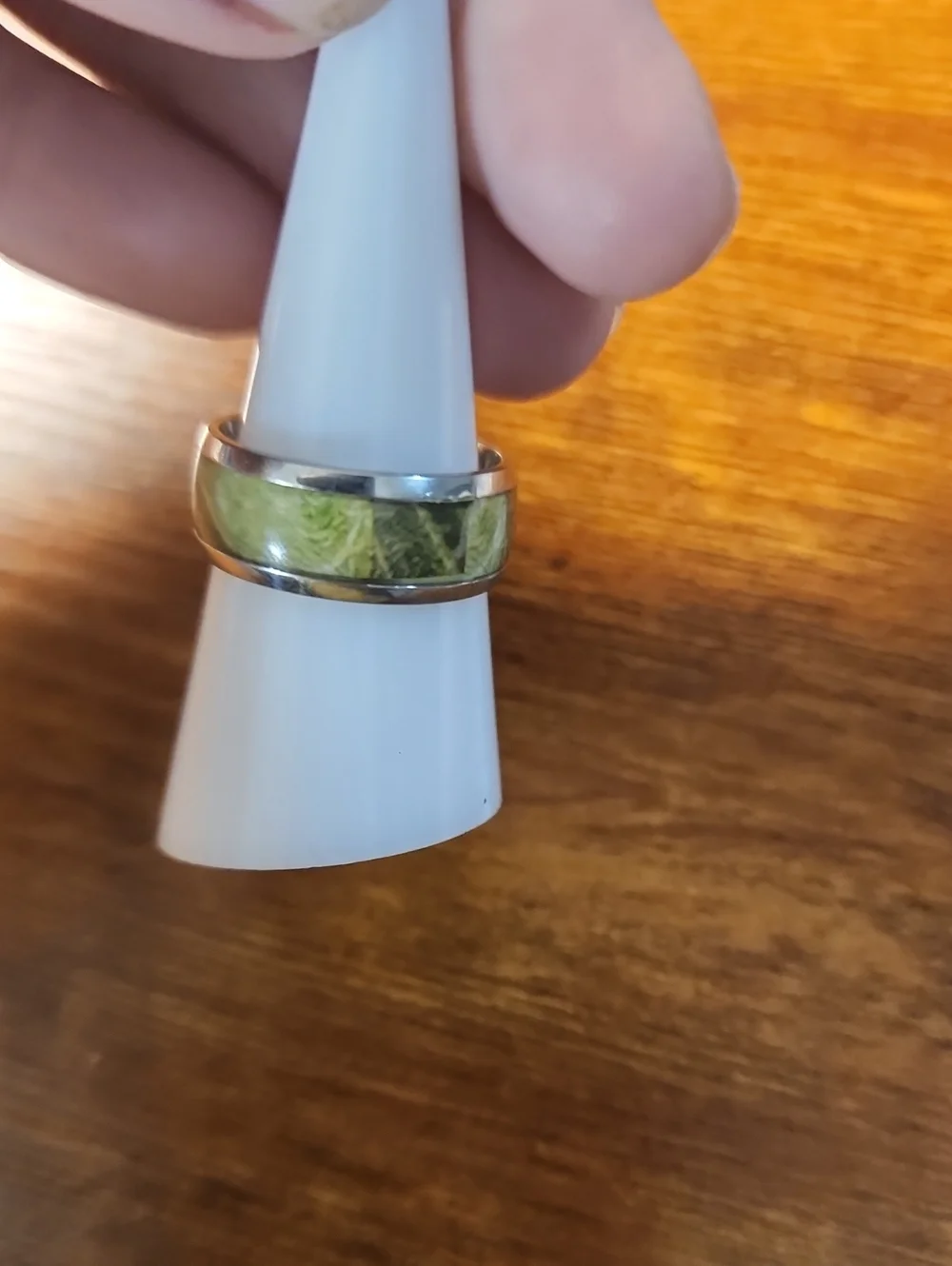 8mm Parrot Green Stainless Steel Dome Ring, Elegant And Versatile For Everyday